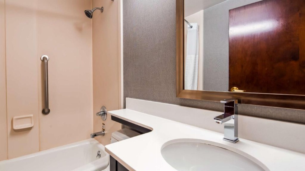 Best Western Kennedy Airport Image 19