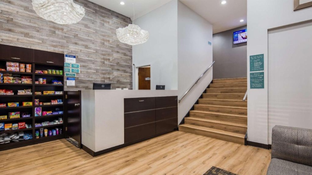 Best Western Kennedy Airport Image 23