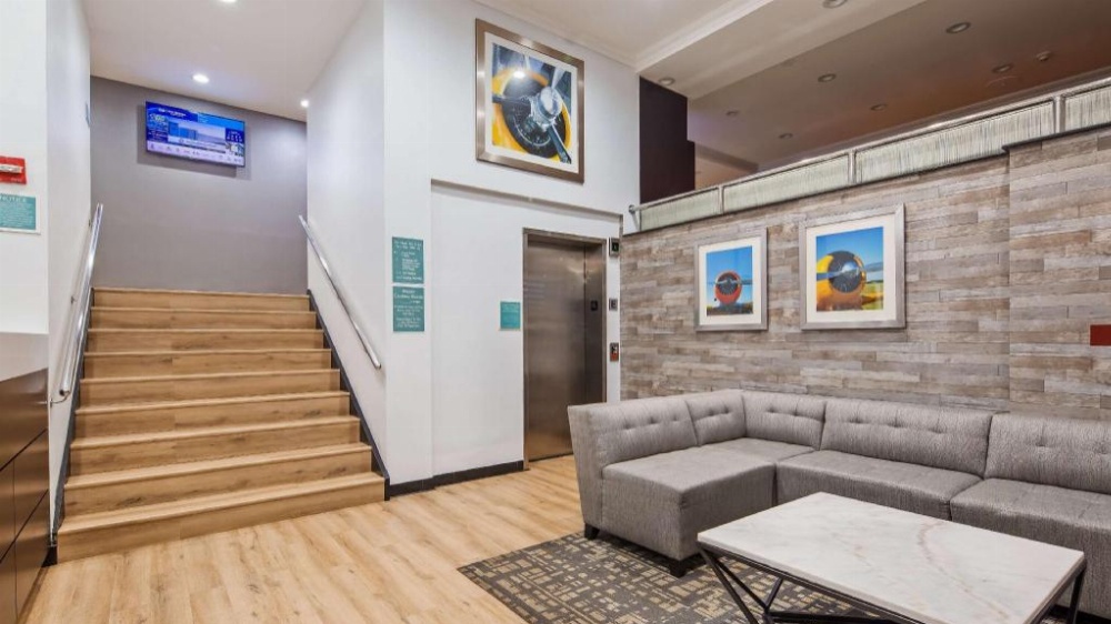 Best Western Kennedy Airport Image 27